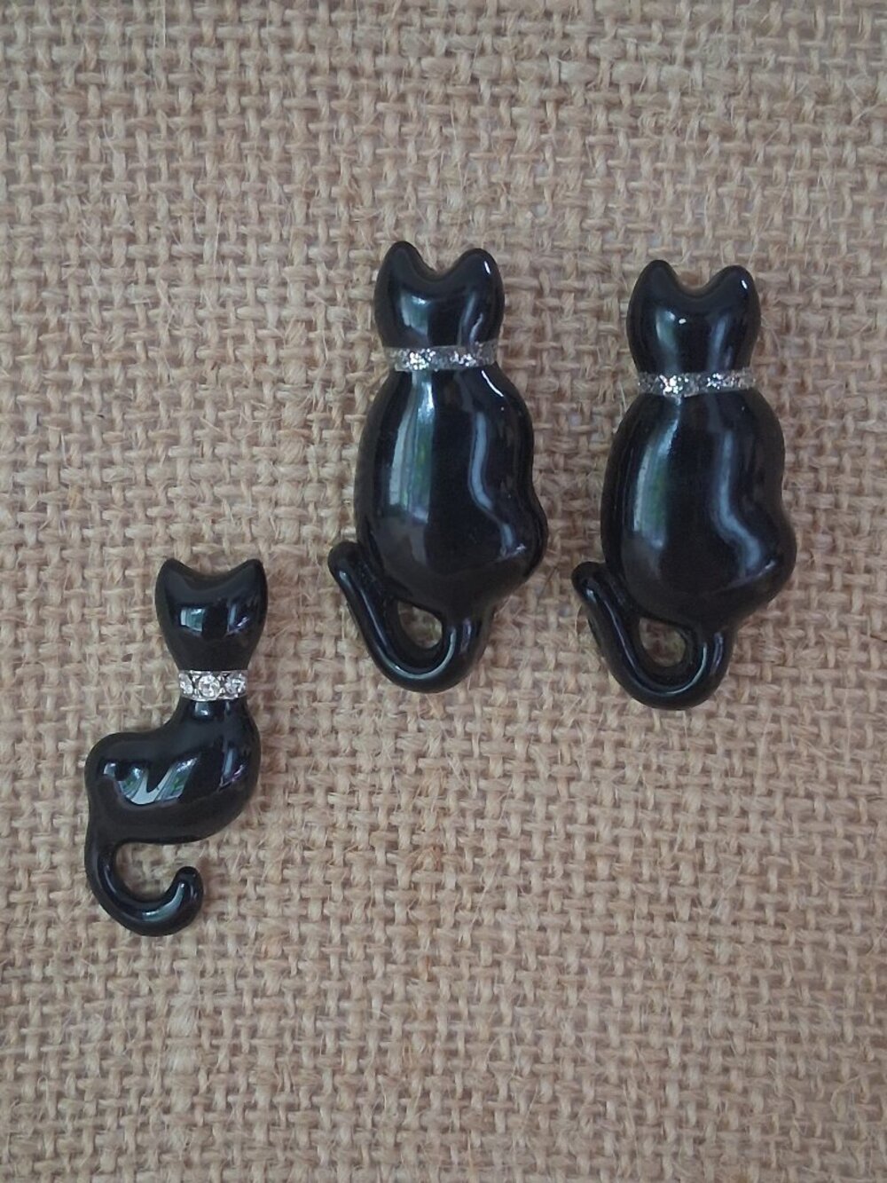Glossy Black Cat Jewelry Set Rhinestone Tack Pin & Glitter Collar Stud Earrings